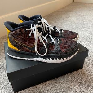 Kyrie 7